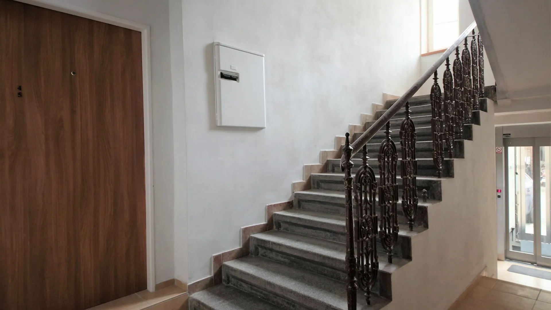 Residence Vita Nejedleho Prag Lejlighed